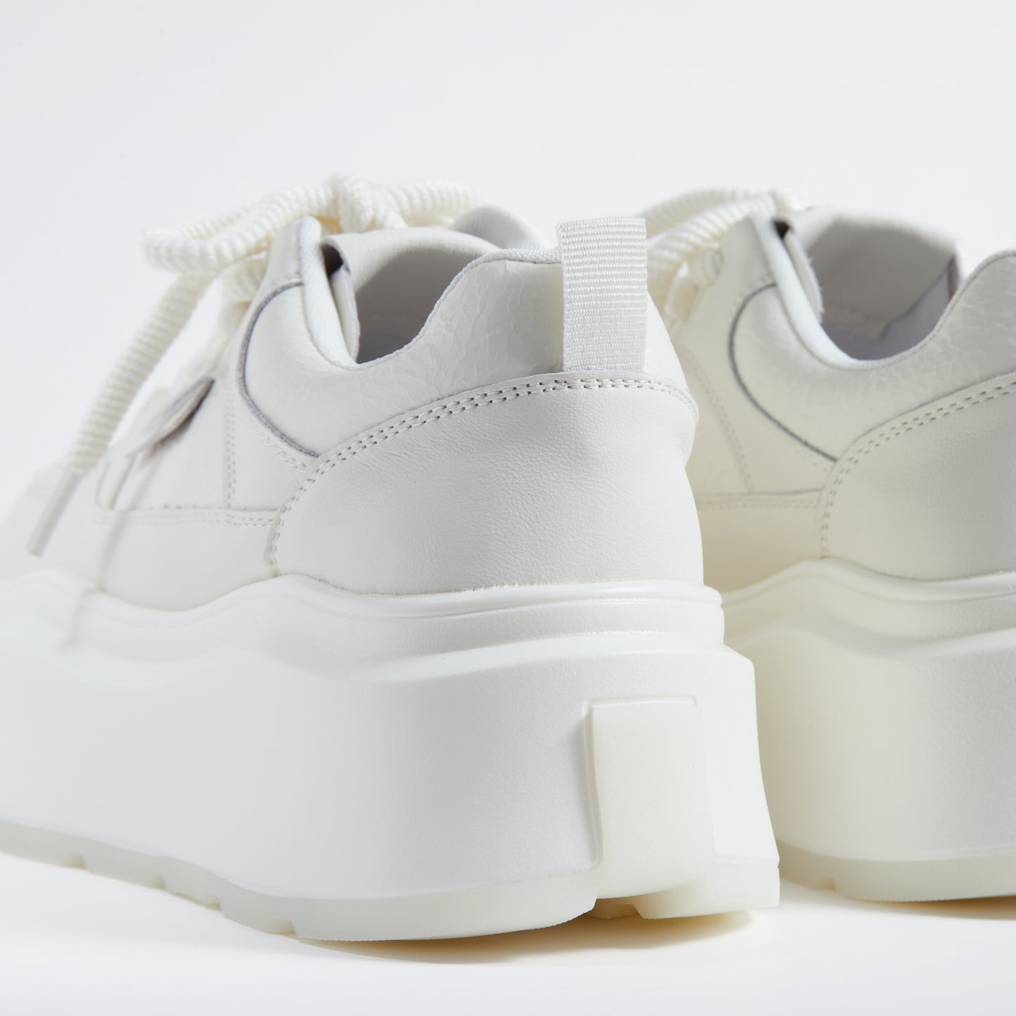 Tenis mui