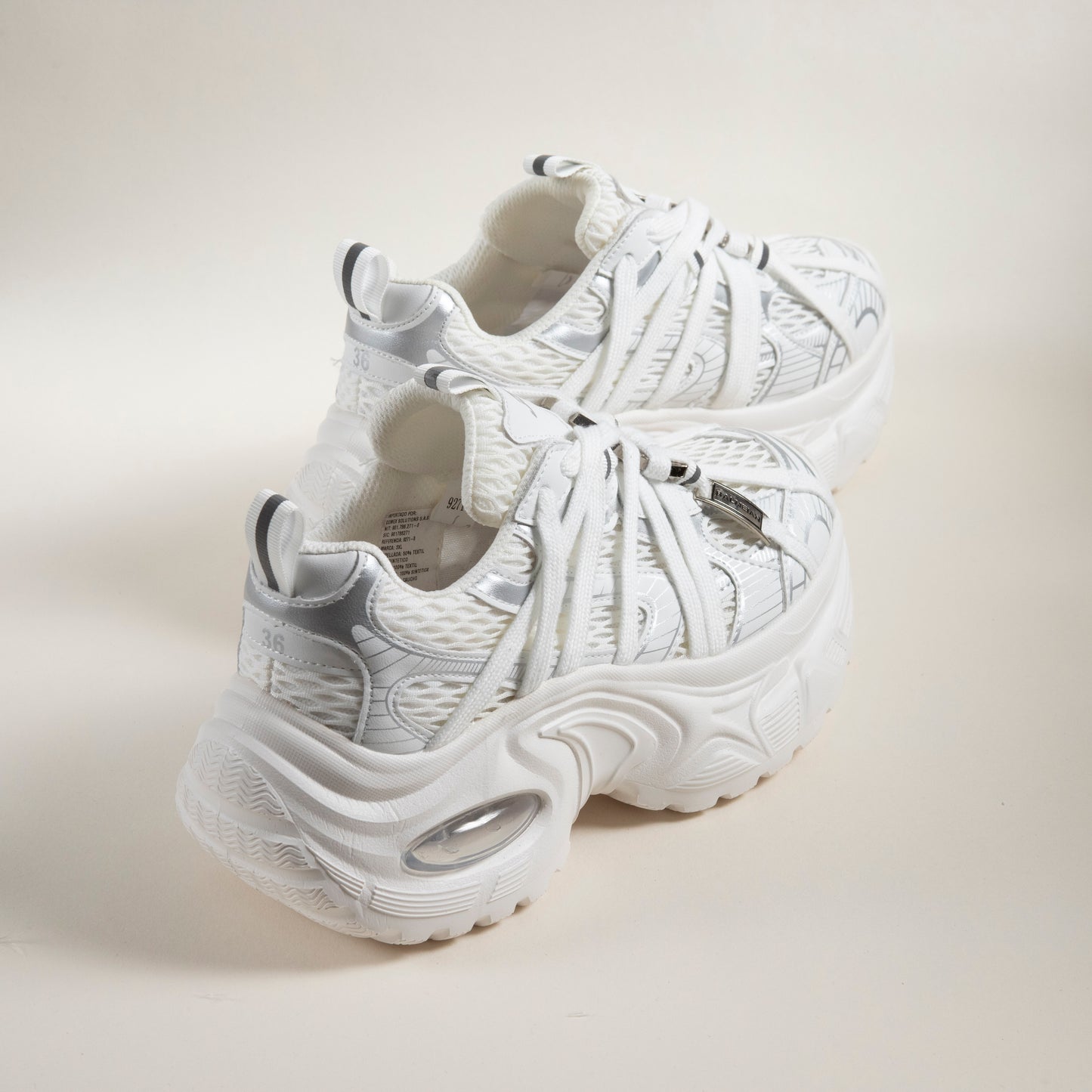 Tenis Nebula Eclipse