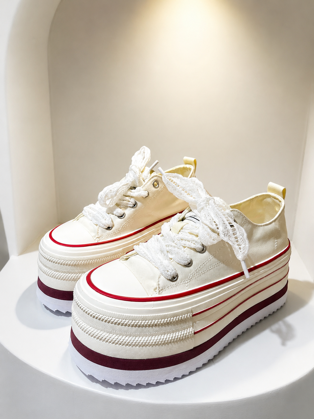 Tenis Bianca Lace