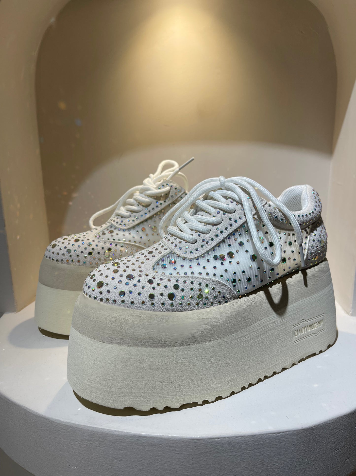 Tenis Brilli