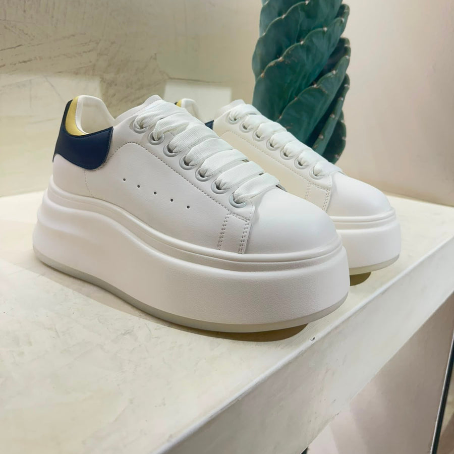 Tenis Essentials Air Bold