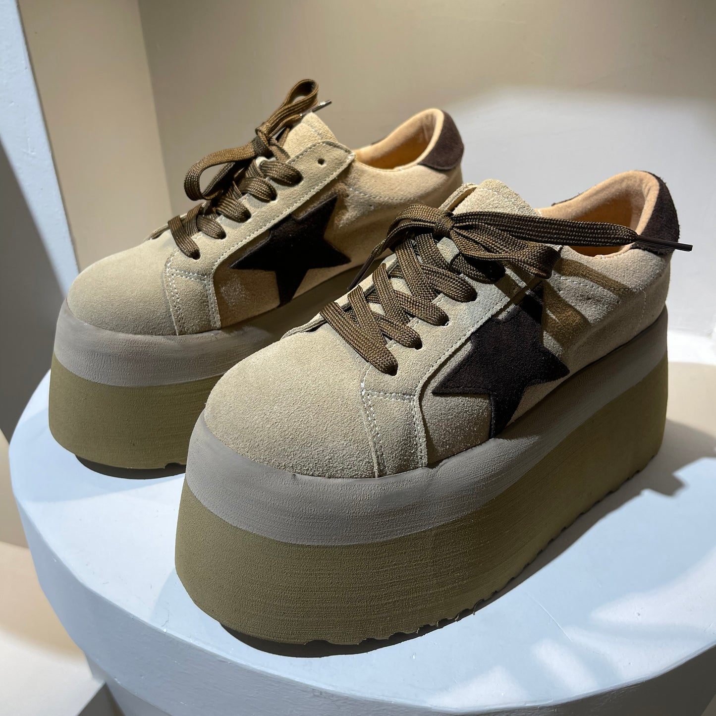 Tenis Astra