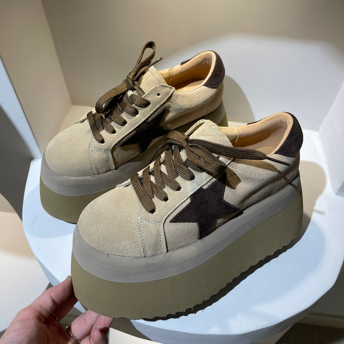 Tenis Astra