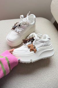 Tenis Aura Charms Air Bold