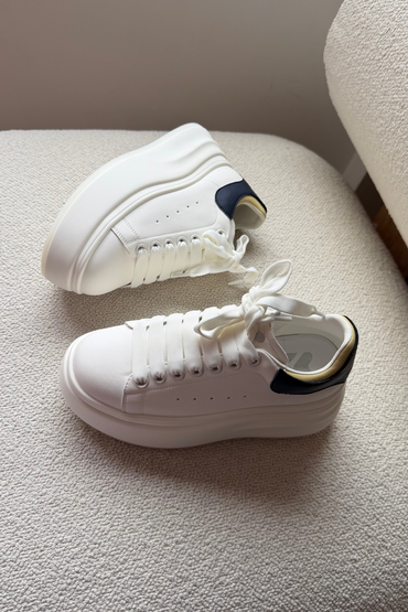Tenis Essentials Air Bold