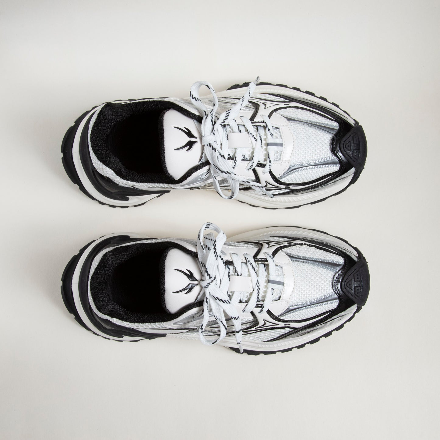 Tenis Nova Trail