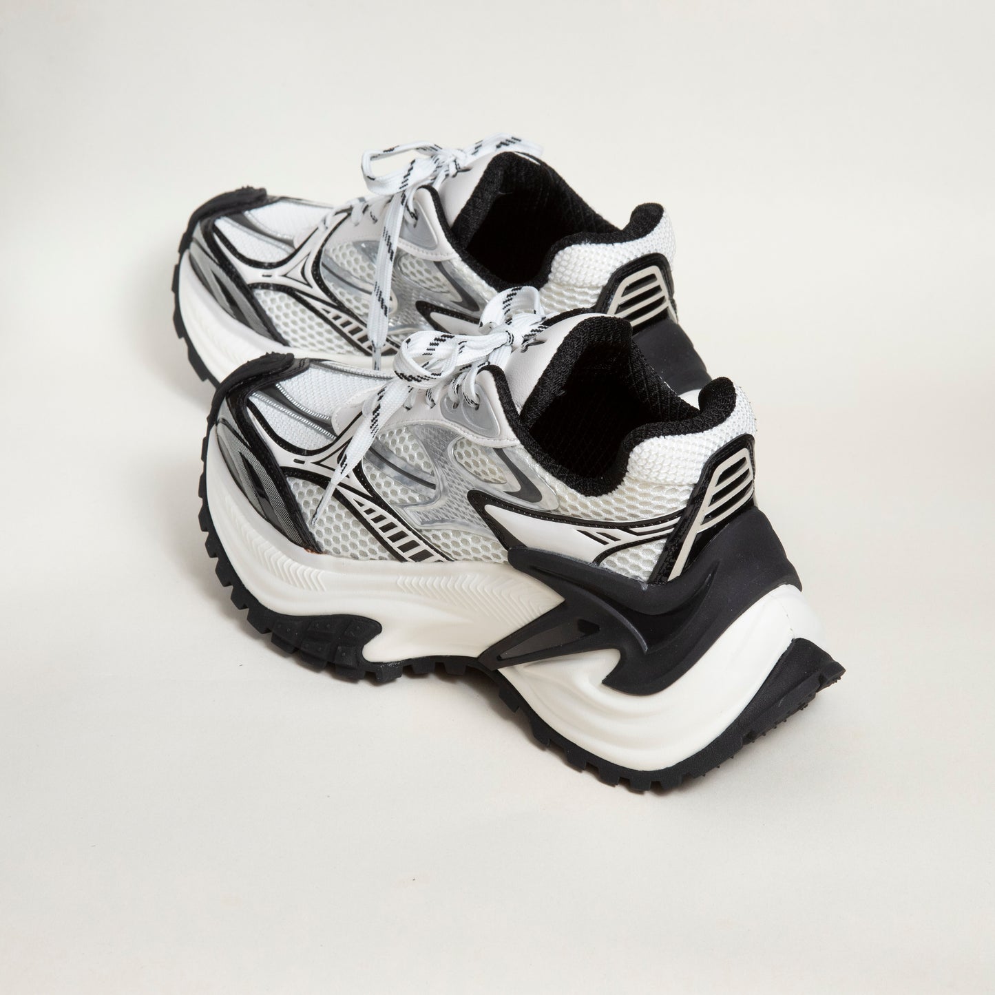 Tenis Nova Trail
