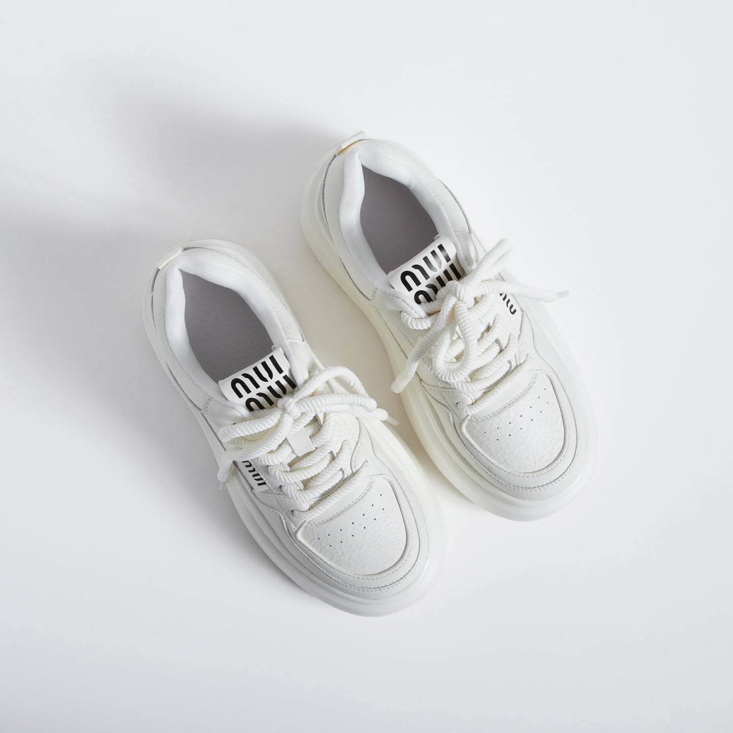 Tenis mui