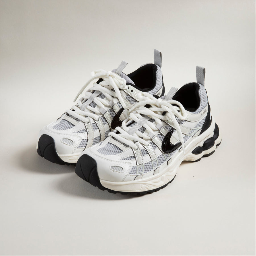 Tenis Core