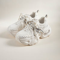 Tenis Strike