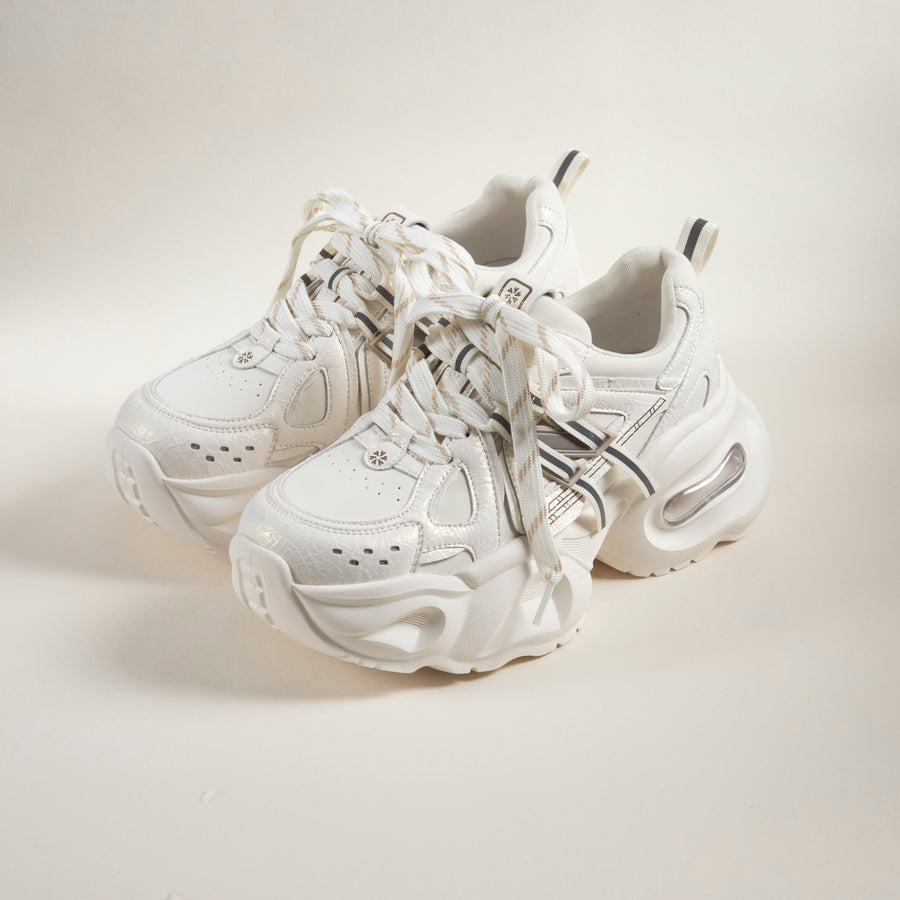 Tenis Strike